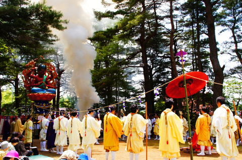 愛染火祭の様子