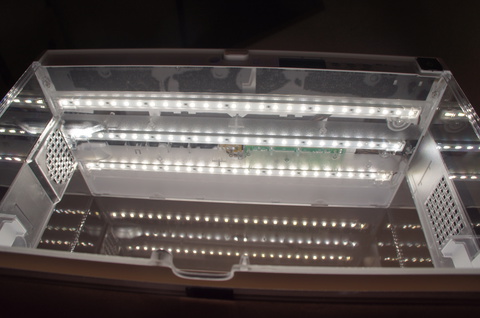 LEDはかなりの明るさ