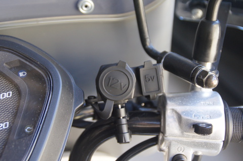 NEWING USBソケット