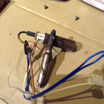 フレームを外した気化器