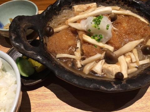 白山豆腐ときのこのカツ煮定食