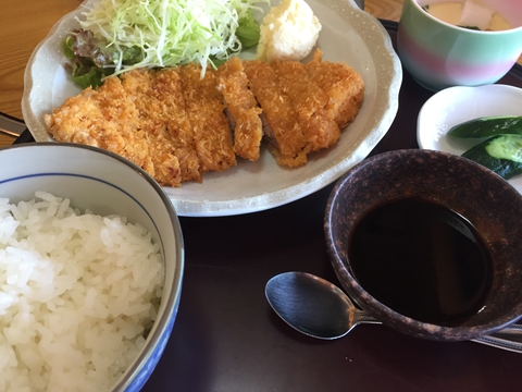 定番豚カツ定食