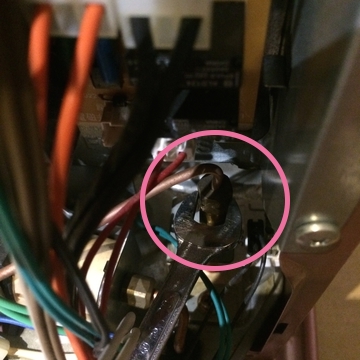 気化器を取り外す