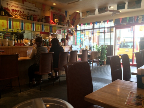タイの本場グッズがちりばめられた店内は見ていても楽しい
