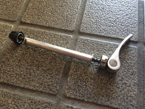 フロントエンド金具は単なるパイプ