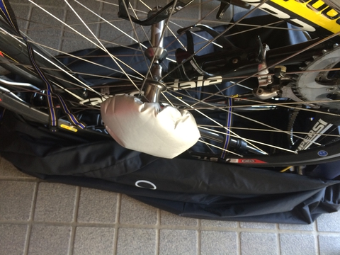 マークに合わせて自転車を置く