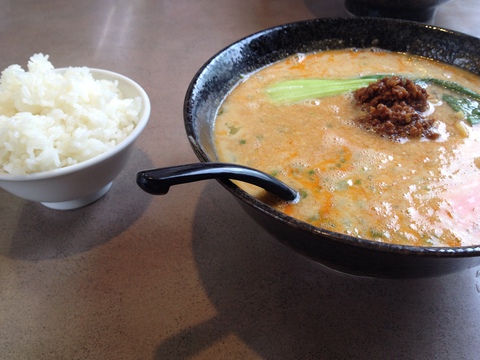 定番 担々麺
