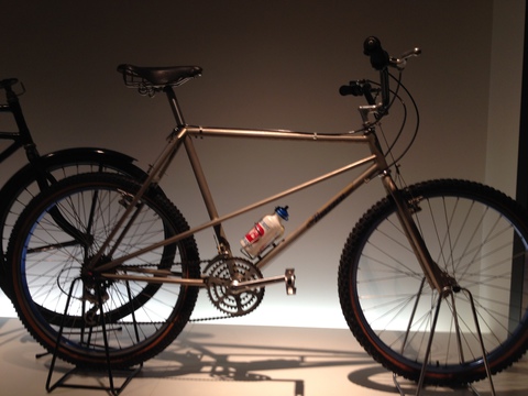 世界初のMTB