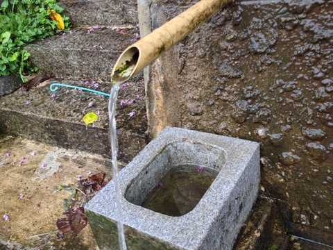 いぼ地蔵の霊水