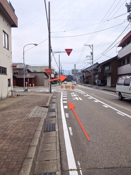 一旦国道304号に合流