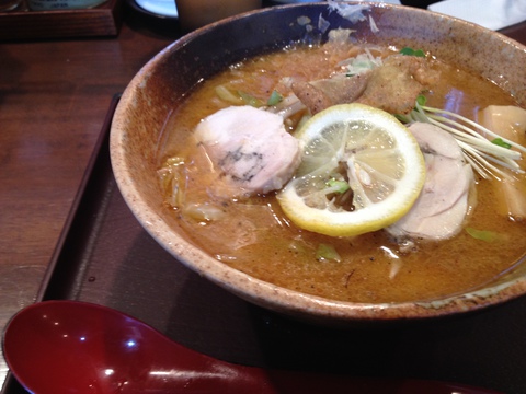 大河と秀のコラボ鶏がさね味噌ラーメン