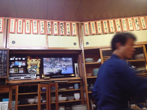 おでん以外にも魚介類メニューも豊富