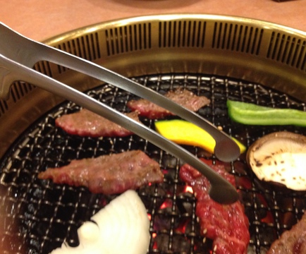 特徴のあるトング