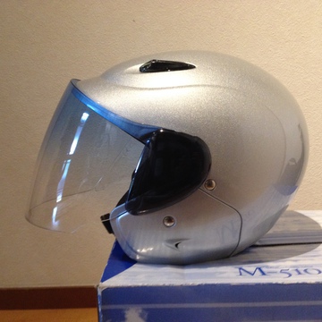 2段階目。目の前の空間が広いのはハーフジェットならでは