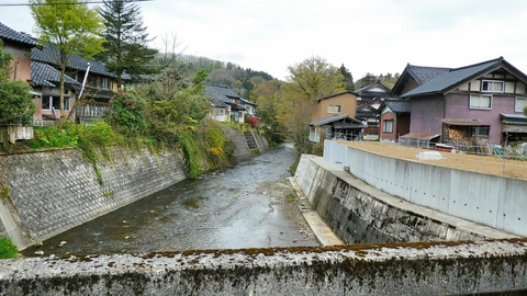 森下川。いまからはこの川沿いに進む