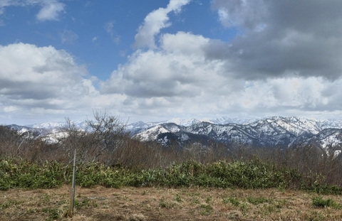 奥獅子吼山頂上は360度のパノラマ展望