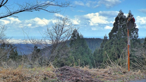 492m地点。西側の平野と海が見える