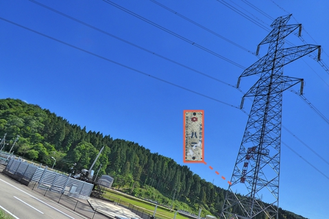 こちらも関西電力。大黒部幹線82番。