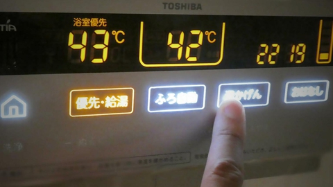 風呂場のタッチパネルの反応が悪い！
