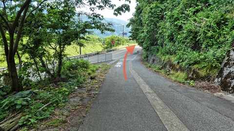 ここから県道17号。交通量が増すので注意