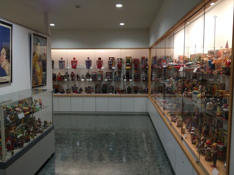 驚愕のおもちゃ展示量