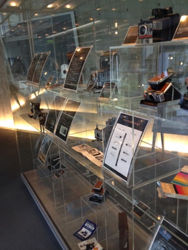 ポラロイドだけでも圧巻の種類