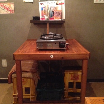 酒ケースの椅子