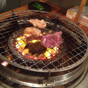 人気トップ3の豚シロ牛シロハラミ