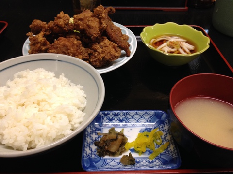 とりからあげ定食