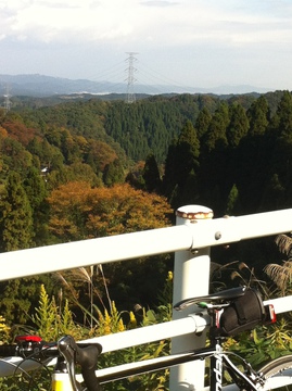 石川県道27号より稲葉山方向