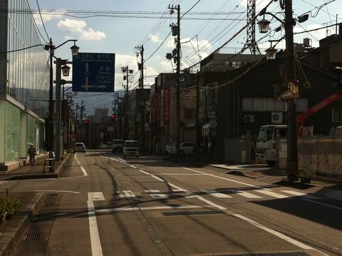 福光駅前の右折