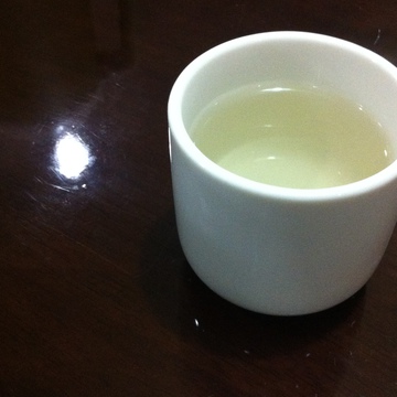 食後のサービス ジャスミン茶