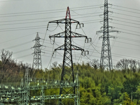 異形の粟津線1番鉄塔