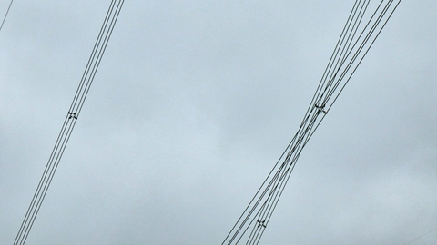 迫力の4導体送電線