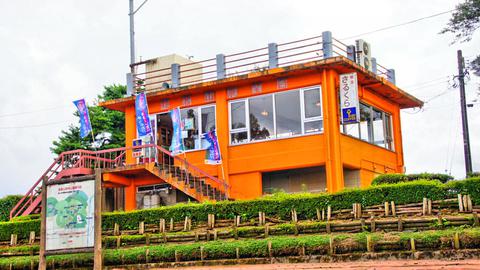 頂上前駐車場の喫茶店