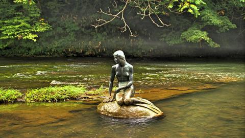 人魚の像（人魚姫）