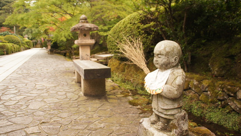 護美地蔵。いくつみつけられるか