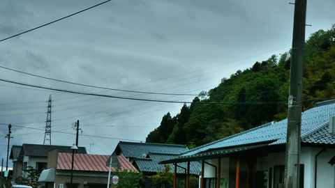 乙坂山東側に降りてきている