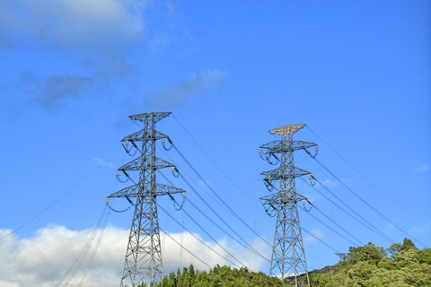 南条変電所東側2鉄塔(クリックで拡大)