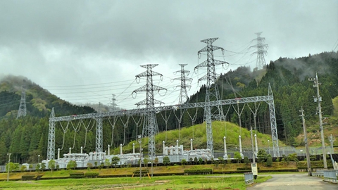 越前変電所 東側500kVブロック