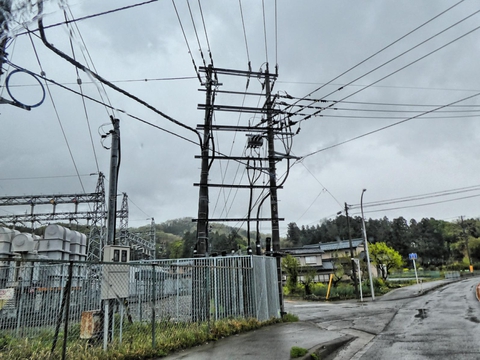 配電用電柱引き上げ部