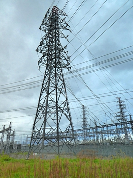 金津変電所 西側鉄塔