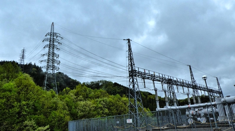 丹生変電所 南側引き留め