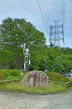 荻谷総合公園は北大阪変電所から谷をはさんだ反対側