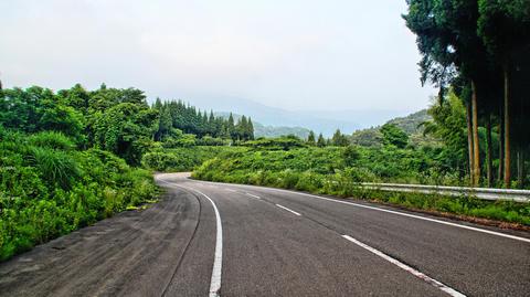 湯涌街道へのワインディング